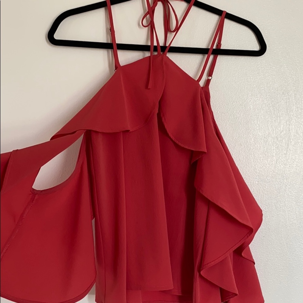 Romeo + Juliet Cold Shoulder Halter Top